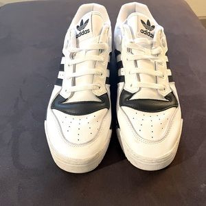 adidas rivalry low shoes